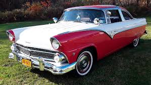 Alternatively, the utmost towing ability by using a gooseneck is rated at 37,000 kilos. 1955 Ford Crown Victoria J105 Kissimmee 2021