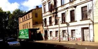 Ursprünglich wollten anhänger der „identitären bewegung am samstag durch die straßen halles polizisten sichern am samstag in halle einen aufzug der rechtsextremen „identitären bewegung. Ende Des Hausprojekts Der Identitaren Bewegung In Halle Radio Corax