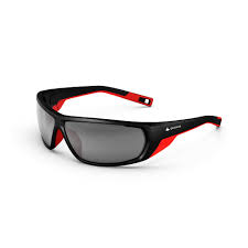 Check spelling or type a new query. Lunettes De Soleil De Randonnee Mh570 Noiress Polarisantes Categorie 4 Quechua Decathlon