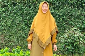 Oki setiana dewi, s.hum, m.pd (lahir di batam, kepulauan riau, 13 januari 1989; Cara Oki Setiana Dewi Ajari Anak Hafal Quran Saat Pandemi Antara News