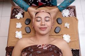 Karena menjaga penampilan merupakan hal yang penting. Perawatan Wajah Flaurent Salon Yogyakarta