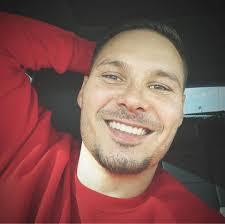 Rodney Ryan's Instagram, Twitter & Facebook