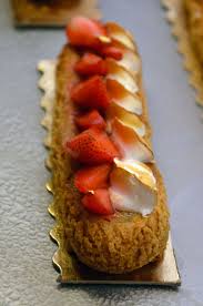 The Et Patisseries Chez Perlette Toulouse Les Instantanes De Kloe Patisserie Gourmandise Fraise Rhubarbe