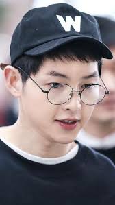 Song Joong Ki Looks So Cute In Harry Potter Glasses Song Joon Ki Song Joong Ki Song Joong Ki Cute
