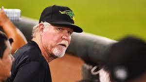 Daniel Amarillas's Instagram, Twitter & Facebook