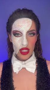 Misteriosa Fantasma de la Ópera: Maquillaje Creativo