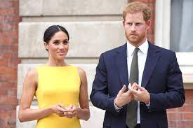 Herzogin meghan amp prinz harry weihnachtsgruß mit archie doch er ist anders als erwartet. 01c61ouhemidrm