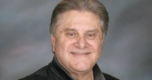 School board picks Wright for chairman