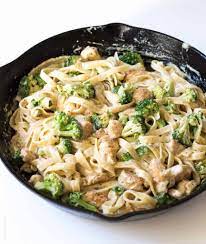View the recipe and nutrition for broccoli shrimp spaghetti squash alfredo, including calories, carbs, fat, protein, cholesterol, and more. Broccoli Chicken Fettuccine Alfredo Tastes Lovely