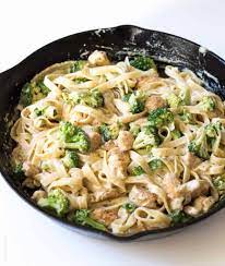 Add parmesan cheese, remove from burner, and stir until smooth. Broccoli Chicken Fettuccine Alfredo Tastes Lovely