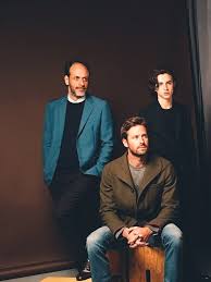 Hayner on january 28, 2021 at 4. Luca And Armie Standing In Front Of A Mural Of Adonis Actors Actors Actresses Celebrities Male