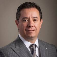 63 años de Roshfrans al cuidado de los automóviles