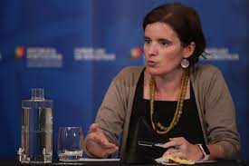 Mariana vieira da silva, ministra de estado e da presidência, afirmou no sábado que o desconfinamento começará pelas escolas, referindo a ministra da presidência assinalou ainda que atualmente, apesar de as escolas estarem fechadas, são servidas cerca de 18% das refeições. Mariana Vieira Da Silva Diz Que Desconfinamento Comecara Pelas Escolas