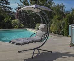Relax 1 Chaise Longue Suspendue Avec Ombrelle Contemporain Piscine Autres Perimetres Par Alinea