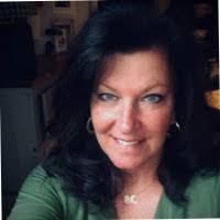 Terri Chadwick's Instagram, Twitter & Facebook