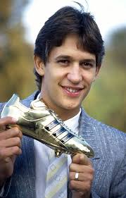 Lineker, gary winston lineker (es); 1986 England S Gary Lineker Winner Of The Shoot Adidas Golden Shoe Award 1985 1986 Gary Lineker One Of England S Best Ever Strikers Won 80 England Internati