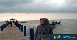 Cewek sma buka baju bikin pengen anu. Pesona Pantai Instagramable Di Rembang