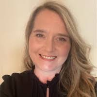 Julia Setzer's Instagram, Twitter & Facebook