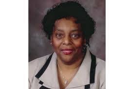 Maxine Wortham's Instagram, Twitter & Facebook