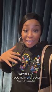 Ladies and Gentlemen…..Shannon Pearson!