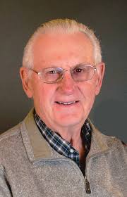 Central Methodist suffered another great loss with Dr. Roger Lembke,  Professor Emeritus, passing away this past weekend. Dr. Lembke started at  Central in the fall of 1976, and after nearly 30 years