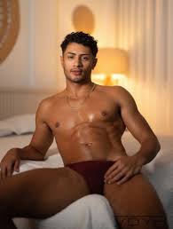 Voyr: Rodrigao, Hiuri Cruz & Beny Joy in The Brazilians Flip Fuck |  Fagalicious - Gay Porn Blog