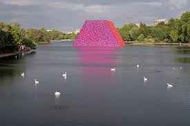 Entrance to hyde park photo by: London Christo Installs Floating Pyramid Made Up Of Barrels In Hyde Park