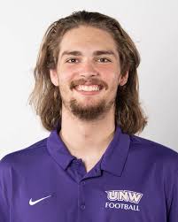 Damian Clapper's Instagram, Twitter & Facebook