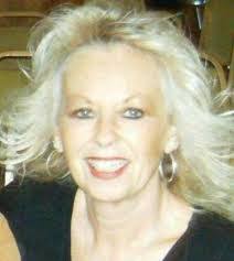 Carolyn Tadlock's Instagram, Twitter & Facebook