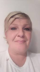 Lisa Qualey's Instagram, Twitter & Facebook