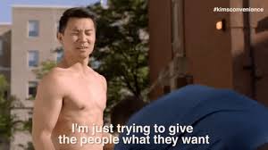 Từng học võ taekwondo và vịnh xuân, anh quyết định theo nghiệp diễn viên đóng thế tại hollywood. Simu Liu To Star In Shang Chi And The Legend Of The Ten Rings