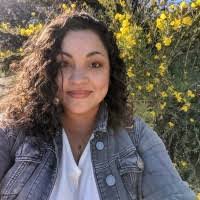 Jessica Puente's Instagram, Twitter & Facebook