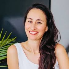 Incredibly grateful to be included in PR Week's 30 Under 30 List for 2022 ✨  Special thanks to my epic team at Bacardi 🦇 and Jamie Posner for his  ongoing support! https://lnkd.in/e5VfhdsT |