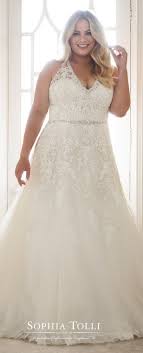Plus Size Perfection From Sophia Tolli Belle The Magazine Plus Wedding Dresses Sophia Tolli Wedding Dresses Rustic Wedding Dresses