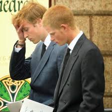 Fürstin von wales, geboren als diana frances spencer, * 1. News Im Video Trauer Um Lady Di So Nahmen William Und Harry Abschied Von Ihrer Mutter Brigitte De