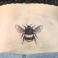 Bumblebee Tattoo By Hann Clarke Leeds Uk Bumble Bee Tattoo Tattoos Science Tattoos