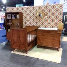 Take A Look At This Mid Century Home Decor That Features A Mid Century Furniture You Ll Love Www Delig Mid Century Modern Nursery Retro Home Decor Retro Home