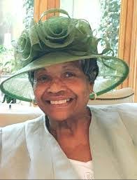 Rita Warfield's Instagram, Twitter & Facebook