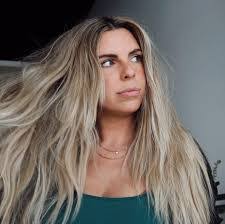 Sherry Dunbar's Instagram, Twitter & Facebook