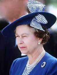 Pin By Willemien On Best British Royal Hats Queen Elizabeth Her Majesty The Queen Queen Hat