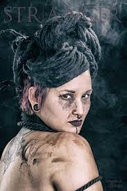 Sara Osten's Instagram, Twitter & Facebook