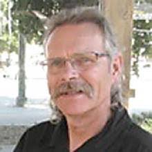 Earl Dalman's Instagram, Twitter & Facebook