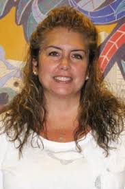 Laura Schuyler's Instagram, Twitter & Facebook