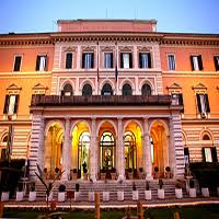 Femeile însărcinate primesc aici investigații ultrasonografice de la cei mai buni specialiști. Azienda Ospedaliero Universitaria Policlinico Umberto I Di Roma