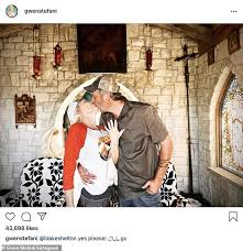 Gwen stefani and blake shelton certainly make one heck of a couple! Gwen Stefani And Blake Shelton Are Engaged The Pop Star And Country Crooner Are Set To Wed Duk News