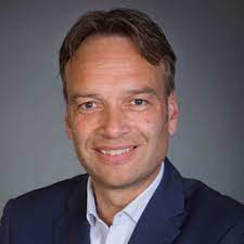 Wählen sie km für eine sortierung nach entfernung von ihrem standort und sie sehen sofort die am nächsten gelegenen filialen von deutsche bank. Patrick Berg Leiter Geschaftskunden Marktgebiet Sudwestfalen Deutsche Bank Privat Und Geschaftskunden Ag Xing