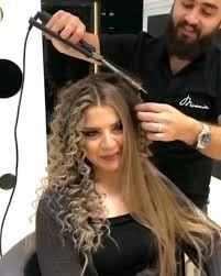 Curly Hairstyle For Women Curly Hairstyle Women In 2020 Curls For Long Hair Curly Hair Videos Womens Hairstyles