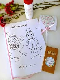 Für kinder können die gastgeschenke natürlich besondere süßigkeiten sein oder allerlei dinge, die gleichzeitig während der hochzeit die kinder beschäftigen. Gastgeschenk Set Fur Kinder Hochzeit Wedding Gastgeschenke Hochzeit Mit Liebe Handgemacht In Nurnberg Deutschland Vo Wedding With Kids Guest Gifts Gifts