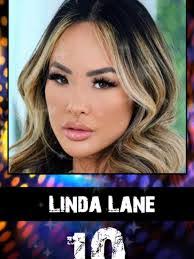 Daisy Hyde's Instagram, Twitter & Facebook