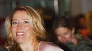 Erster internationaler Auftritt von Heike Makatsch: "Tatsächlich  Liebe"-Premiere: Hugh Grant verzaubert mit Charme